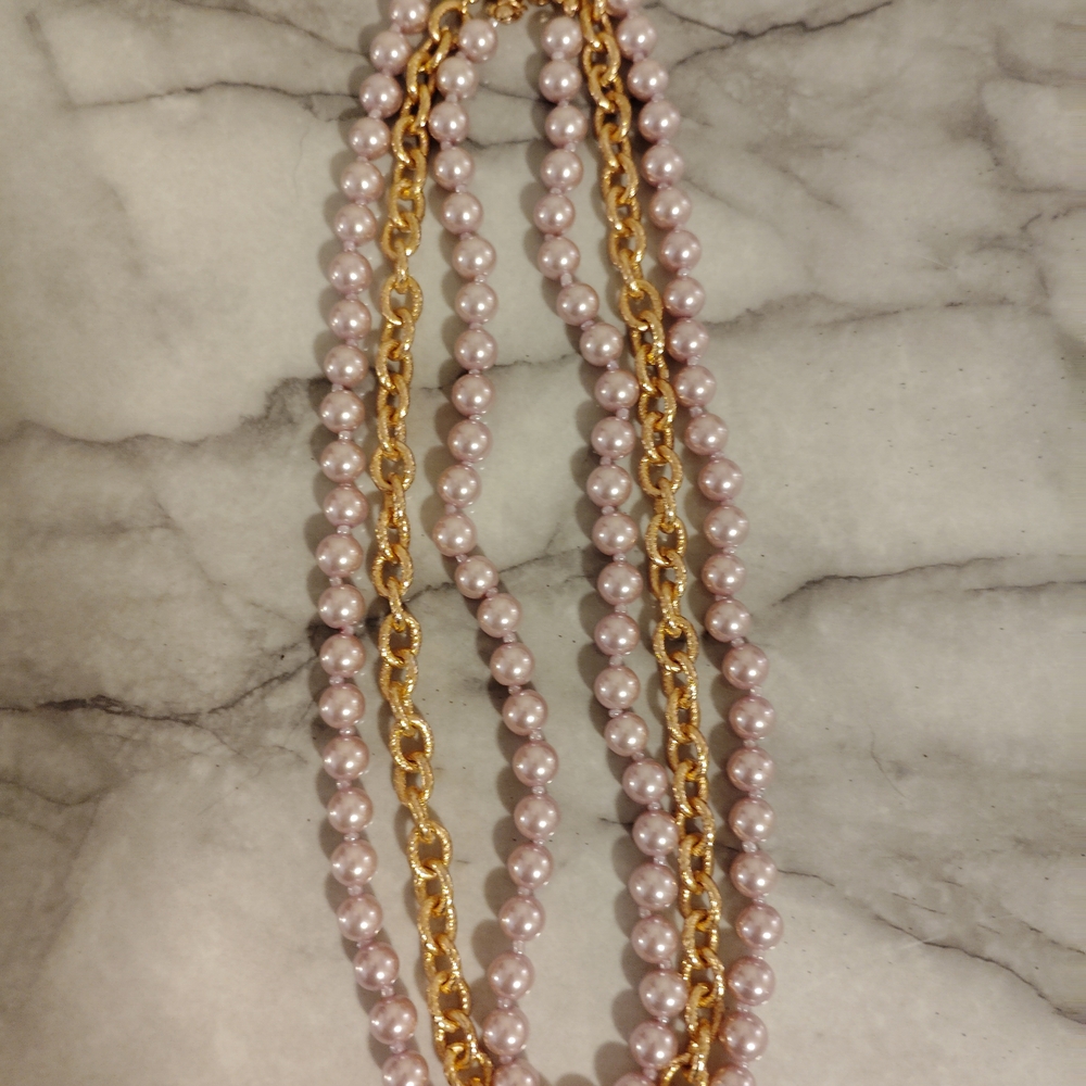 Elegant Pink Pearl Necklace with Gold Chain